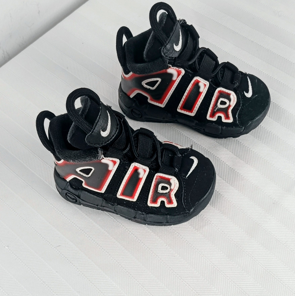 Nike Utempo Baby Sneakers Size 5